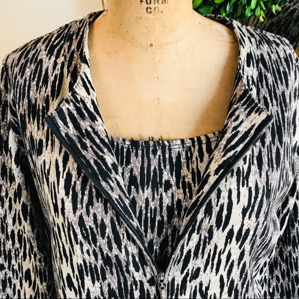 MESMERIZE Animal Print Zip Front Cardigan Set